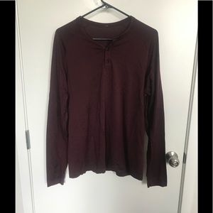 Lululemon men’s maroon long sleeve